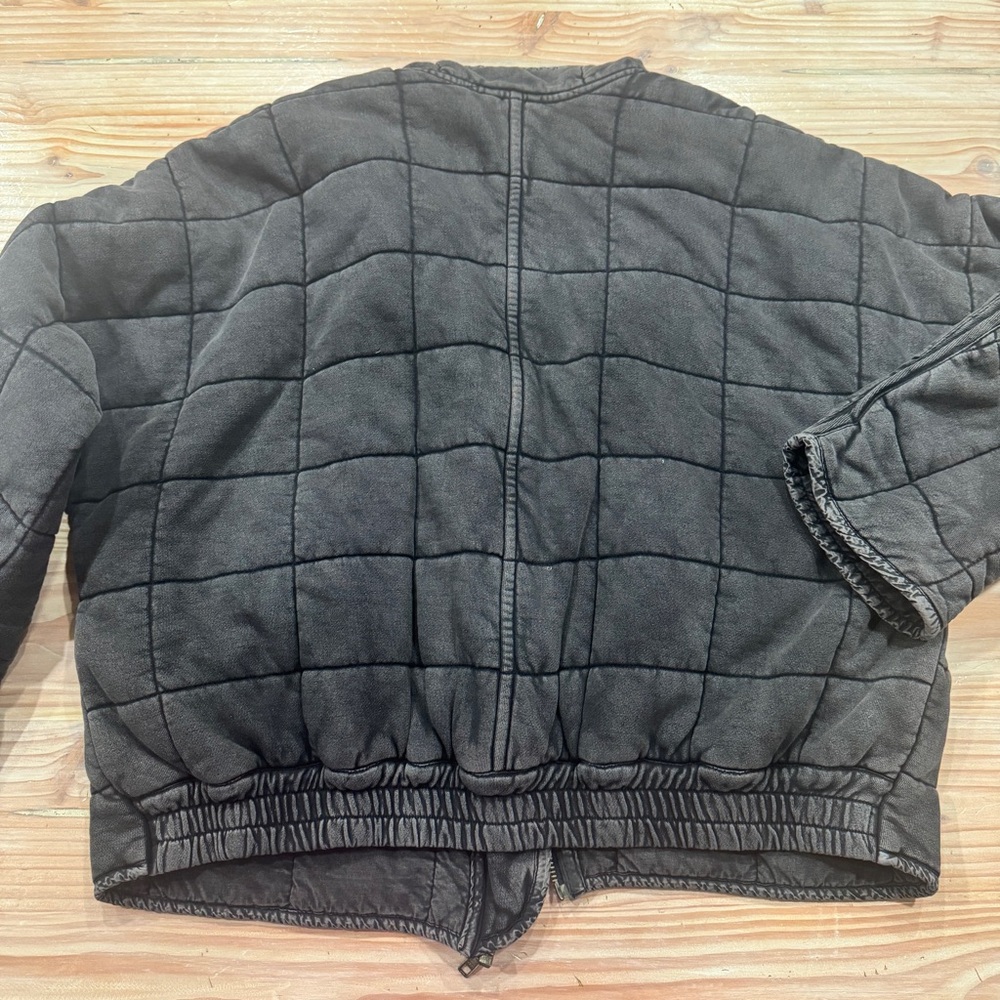 Women's Black Quilted Jacket - Picture 7 of 10